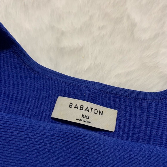 Babaton sleeveless ribbed crop top - Picture 3 of 3